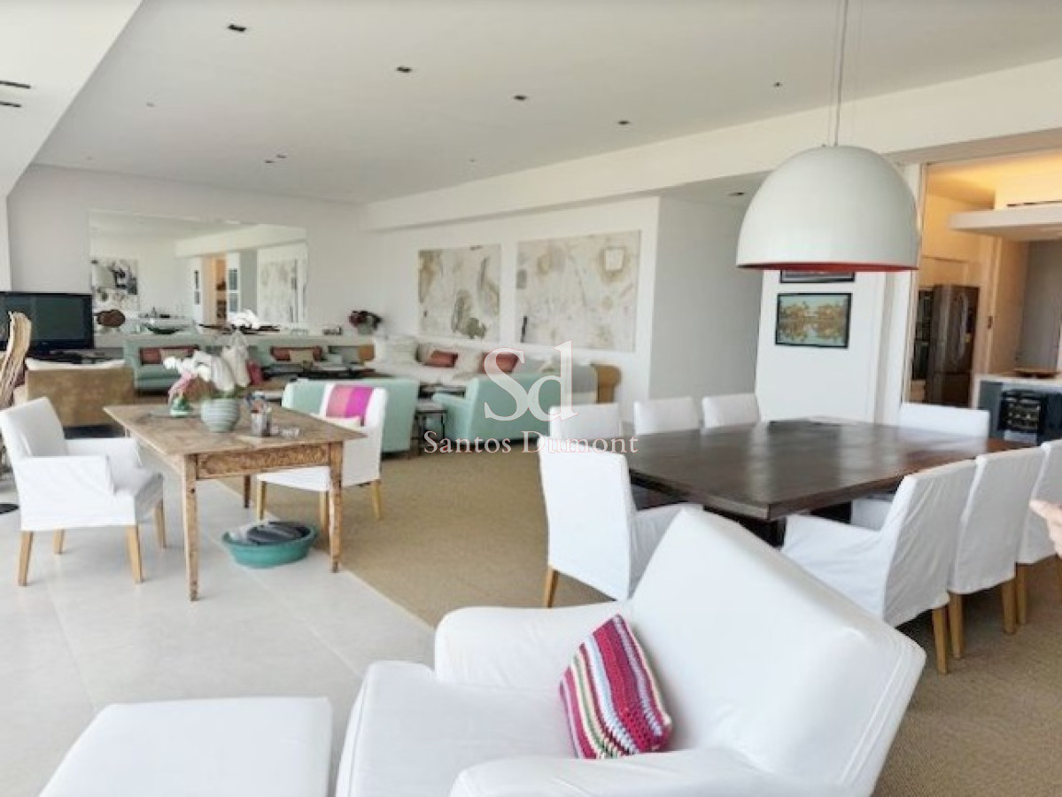 Apartamento ID.25213 - VENTA - EXPECTACULAR DEPARTAMENTO