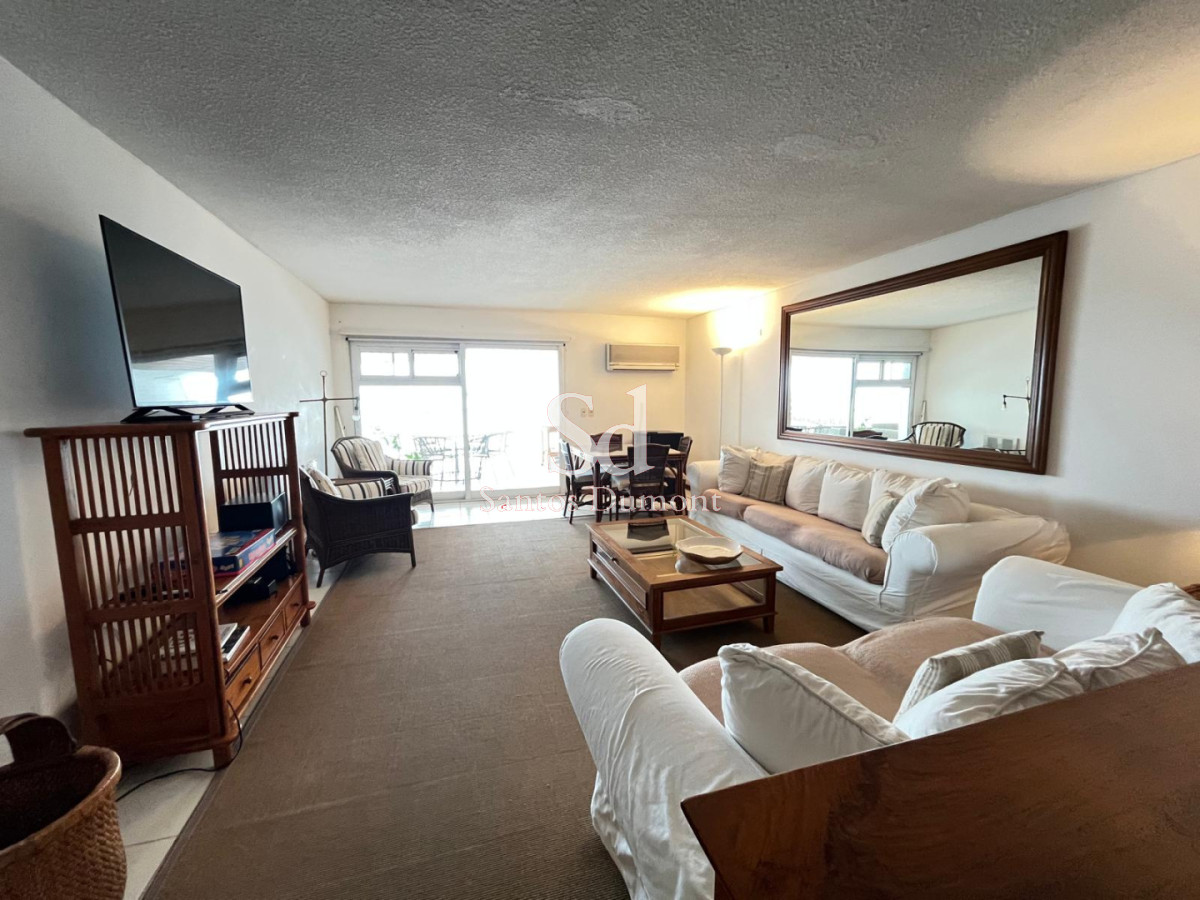 Apartamento ID.25761 - PENINSULA, PUNTA DEL ESTE - VENTA