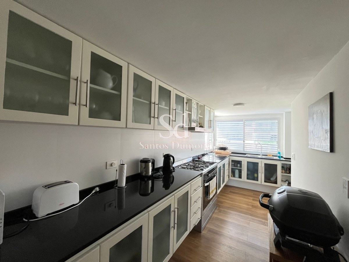 Apartamento ID.25375 - PUNTA DEL ESTE, PENINSULA - ALQUILER TEMPORAL