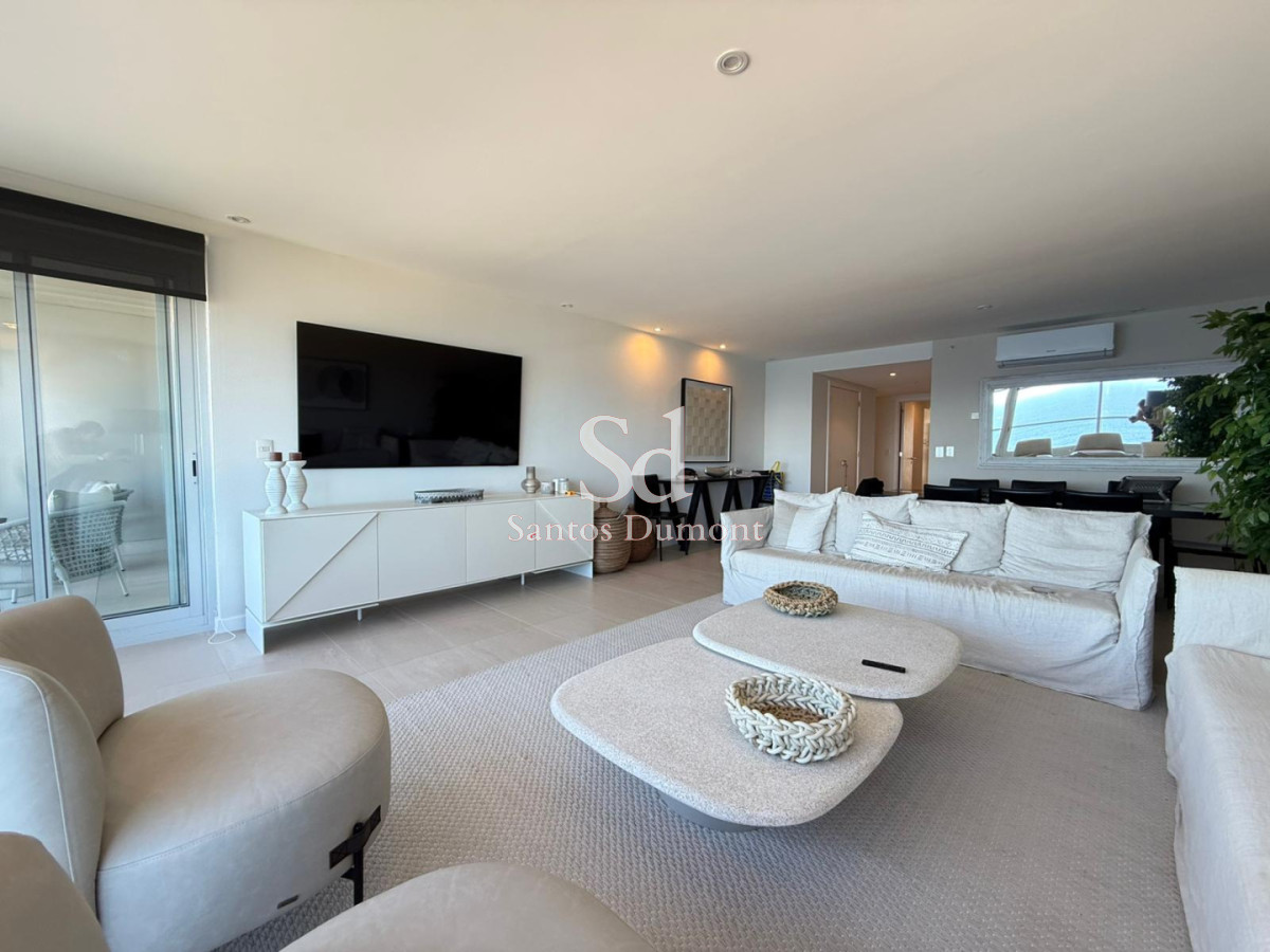 Apartamento ID.25715 - Apartamento en venta Primera Linea playa Brava