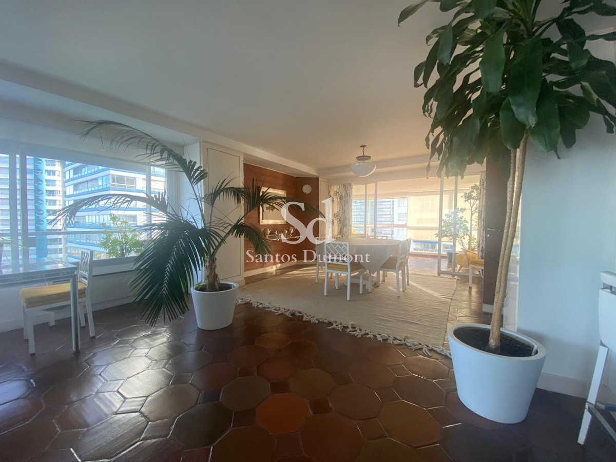 Apartamento ID.25325 - Apartamento Venta - 4 dormitorios - Punta del Este