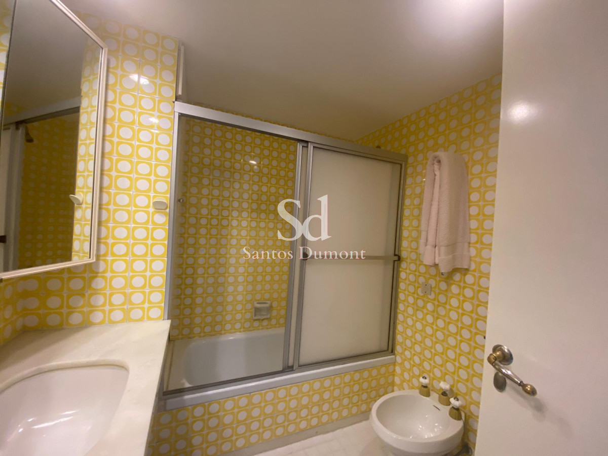 Apartamento ID.25325 - Apartamento Venta - 4 dormitorios - Punta del Este