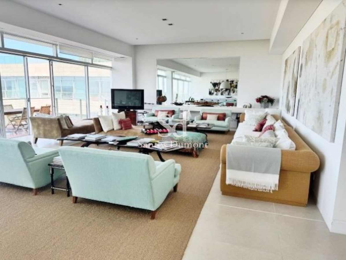 Apartamento ID.25213 - VENTA - EXPECTACULAR DEPARTAMENTO