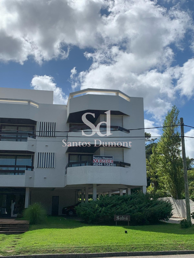 Apartamento ID.8834 - Venta Apartamento 2 dormitorios Punta del Este