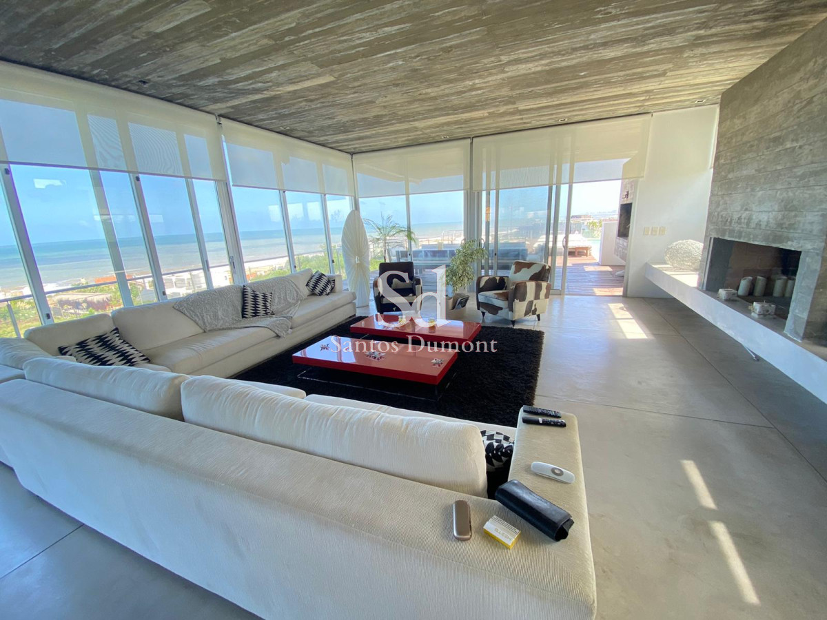 Casa ID.11879 - Espectacular casa en venta - 7 dorms - vista al mar