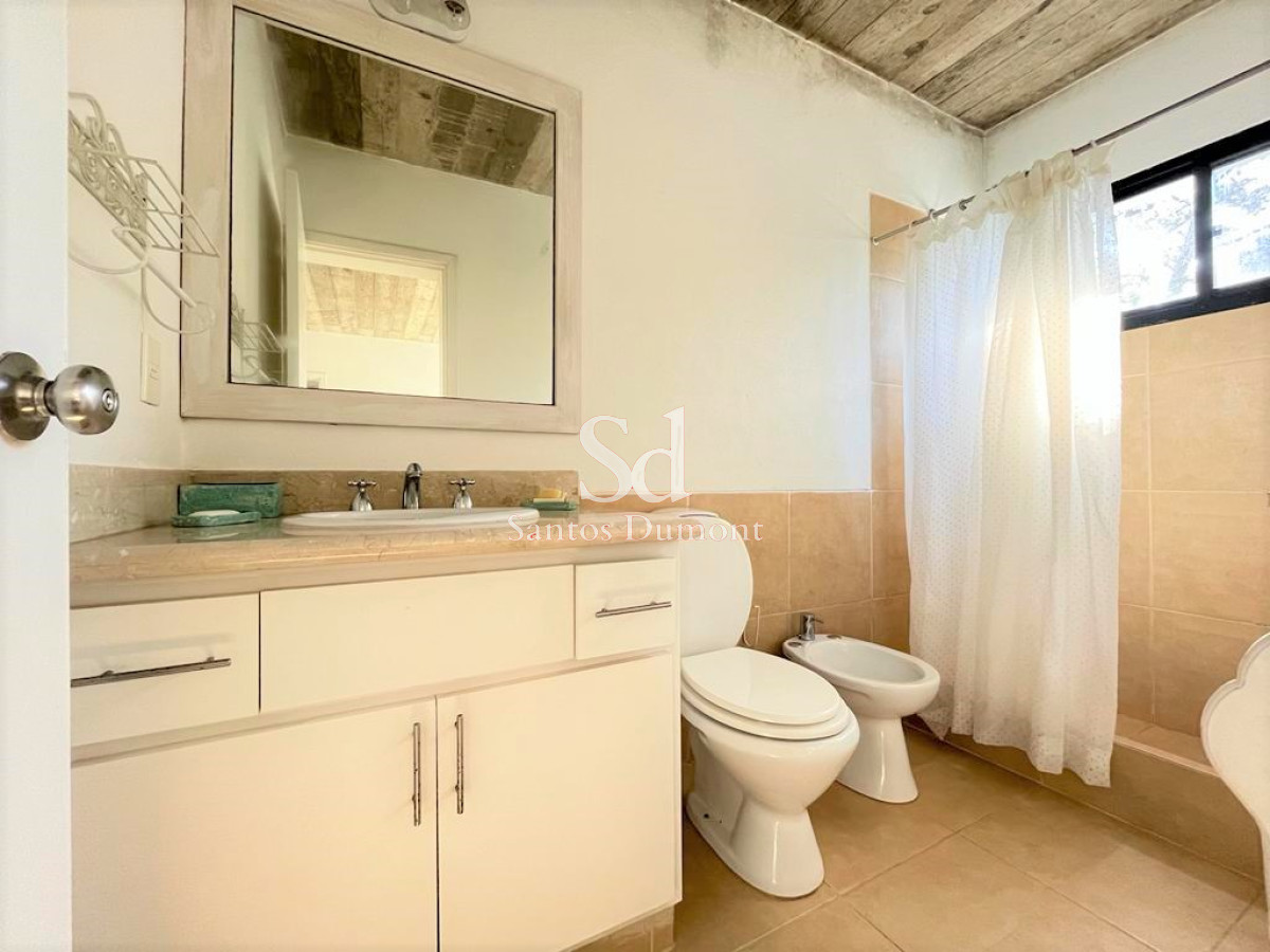 Casa ID.24578 - LAGUNA BLANCA - VENTA
