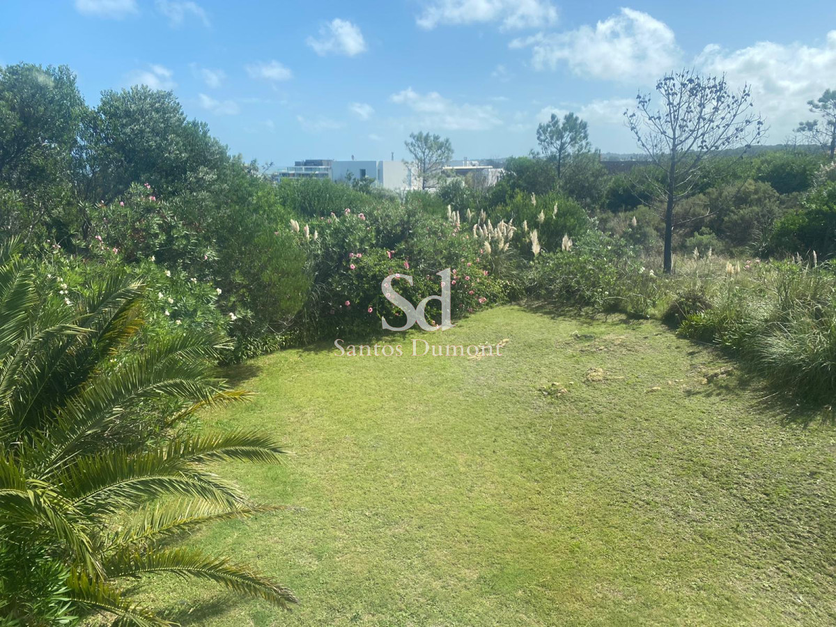 Casa ID.11879 - Espectacular casa en venta - 7 dorms - vista al mar
