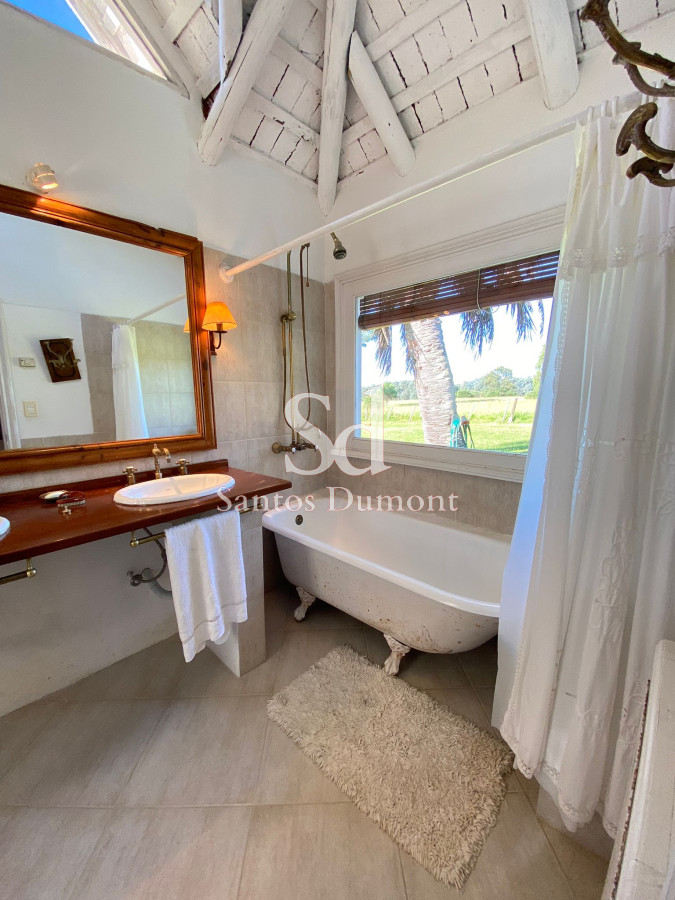 Casa ID.11588 - Casa en La Barra, Miramar Acres