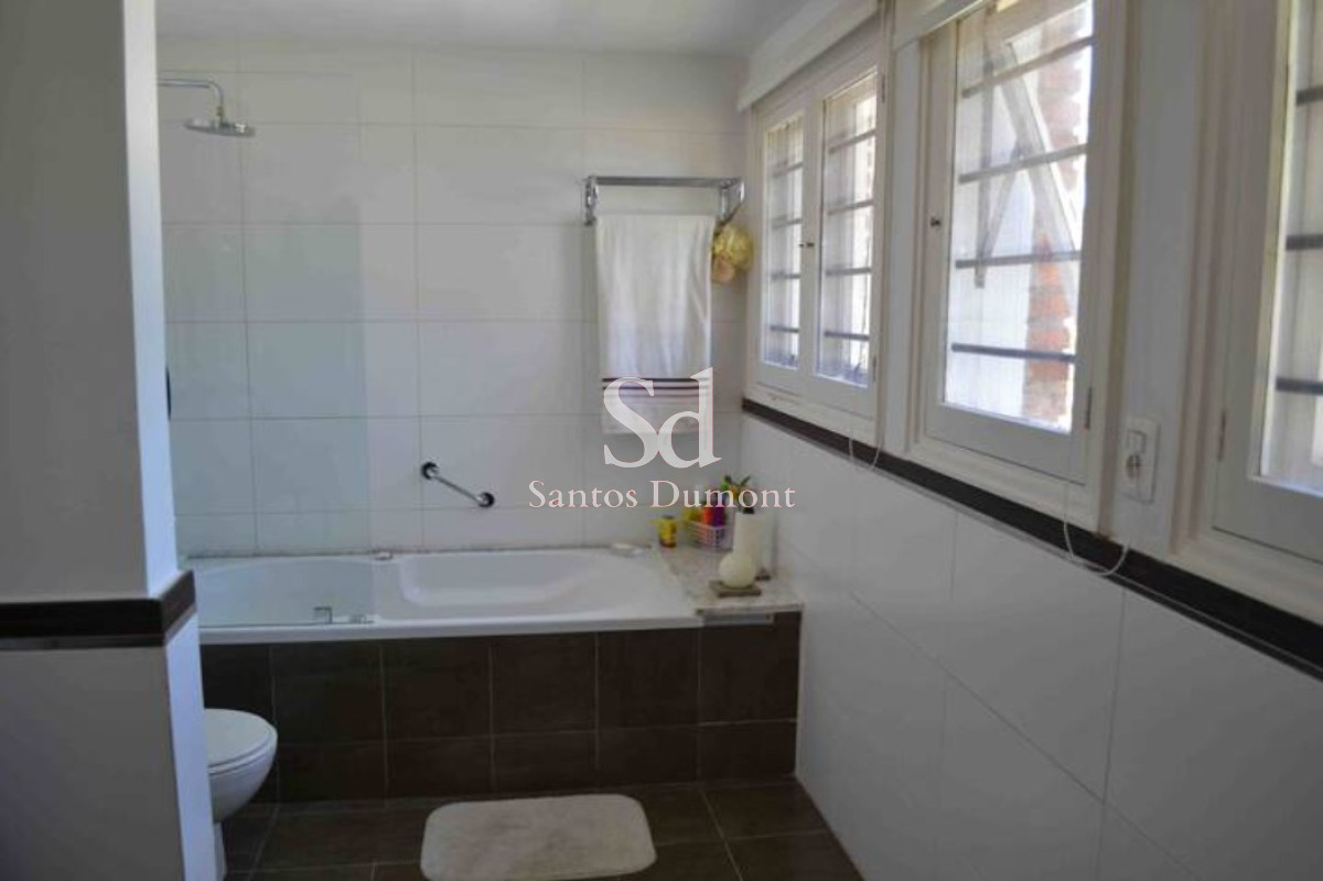 Casa ID.10144 - Casa en Alquiler, Punta del Este