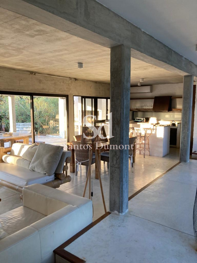 Casa ID.11504 - ESPECTACULAR UBICACION