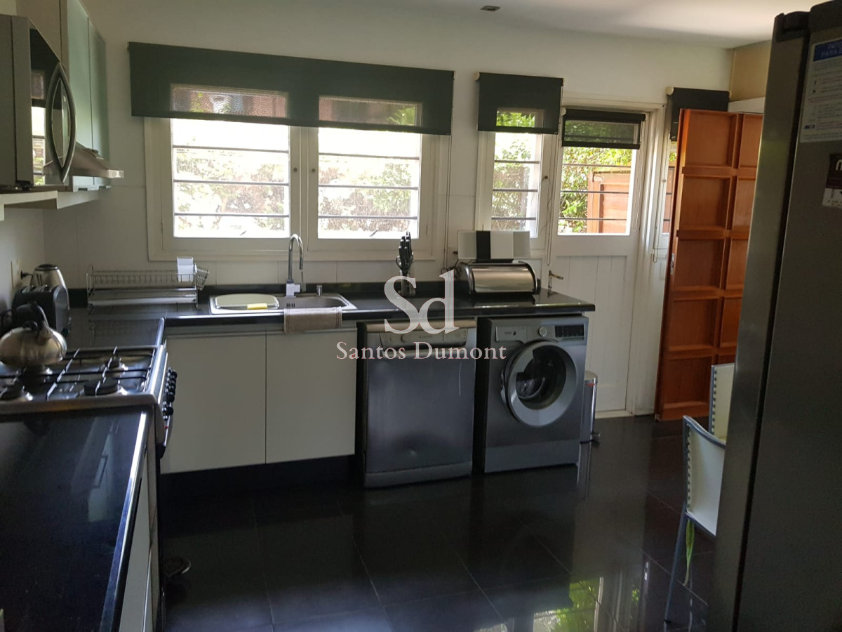 Casa ID.10144 - Casa en Alquiler, Punta del Este