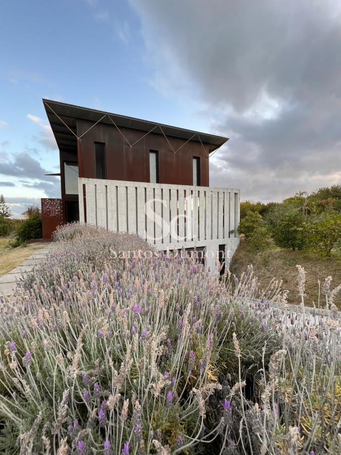 Casa ID.11739 - Casa en Manantiales, Punta Piedras