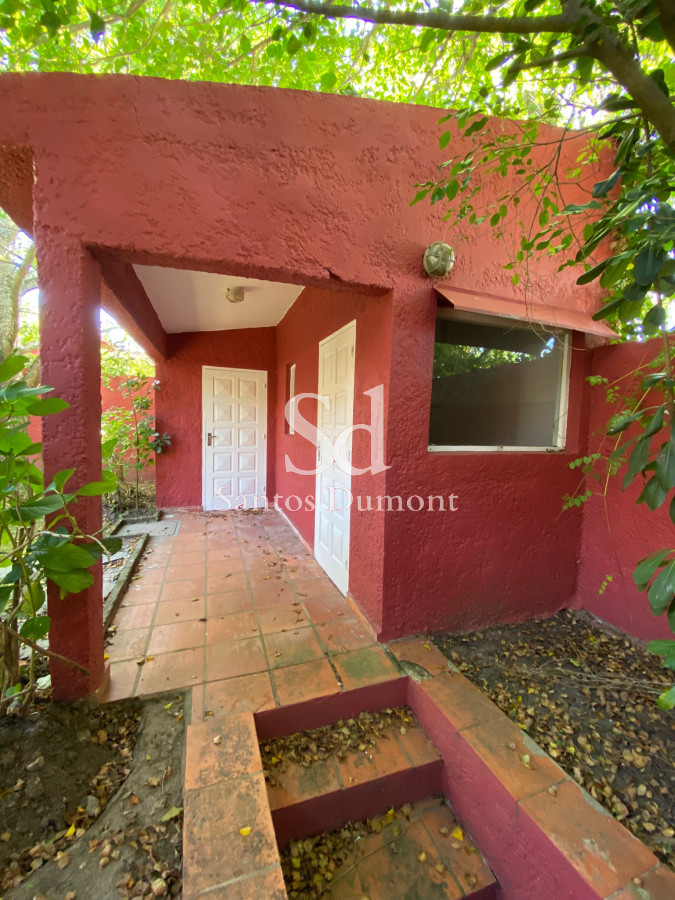 Casa ID.24080 - VENTA - EXCELENTE UBICACION