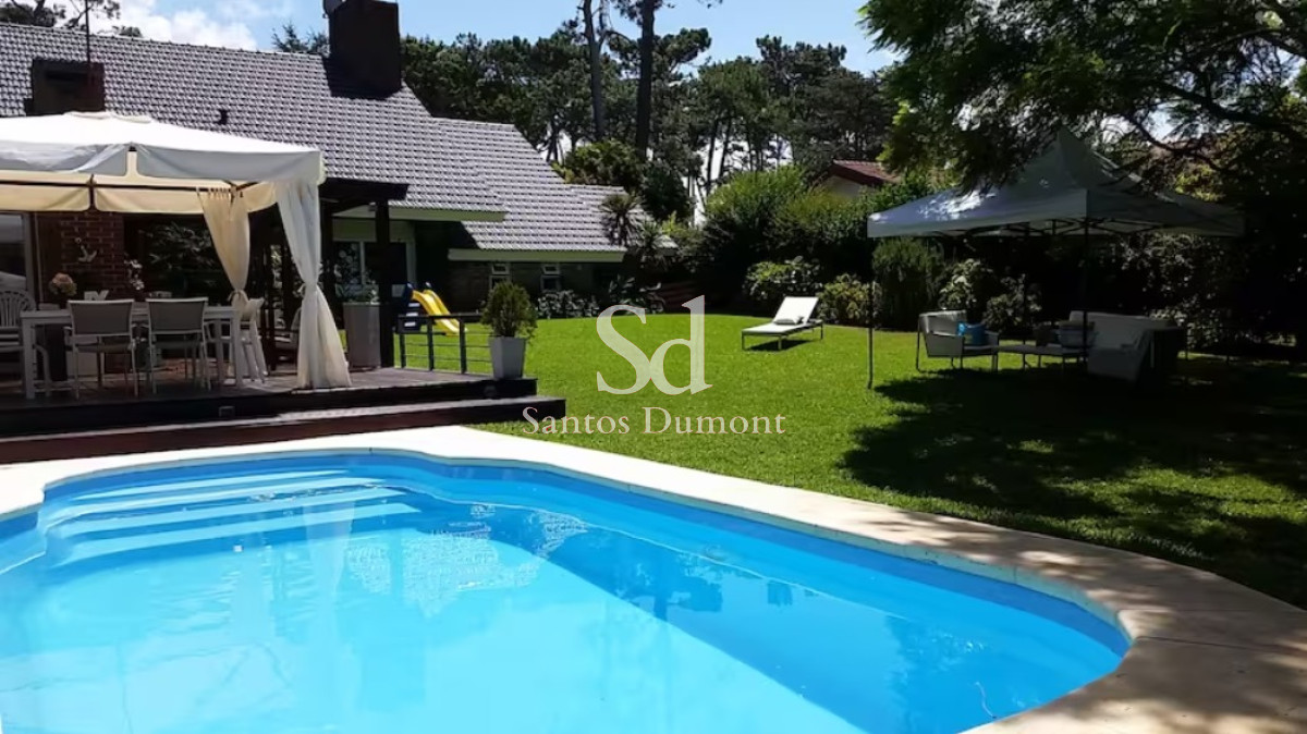 Casa ID.10144 - Casa en Alquiler, Punta del Este