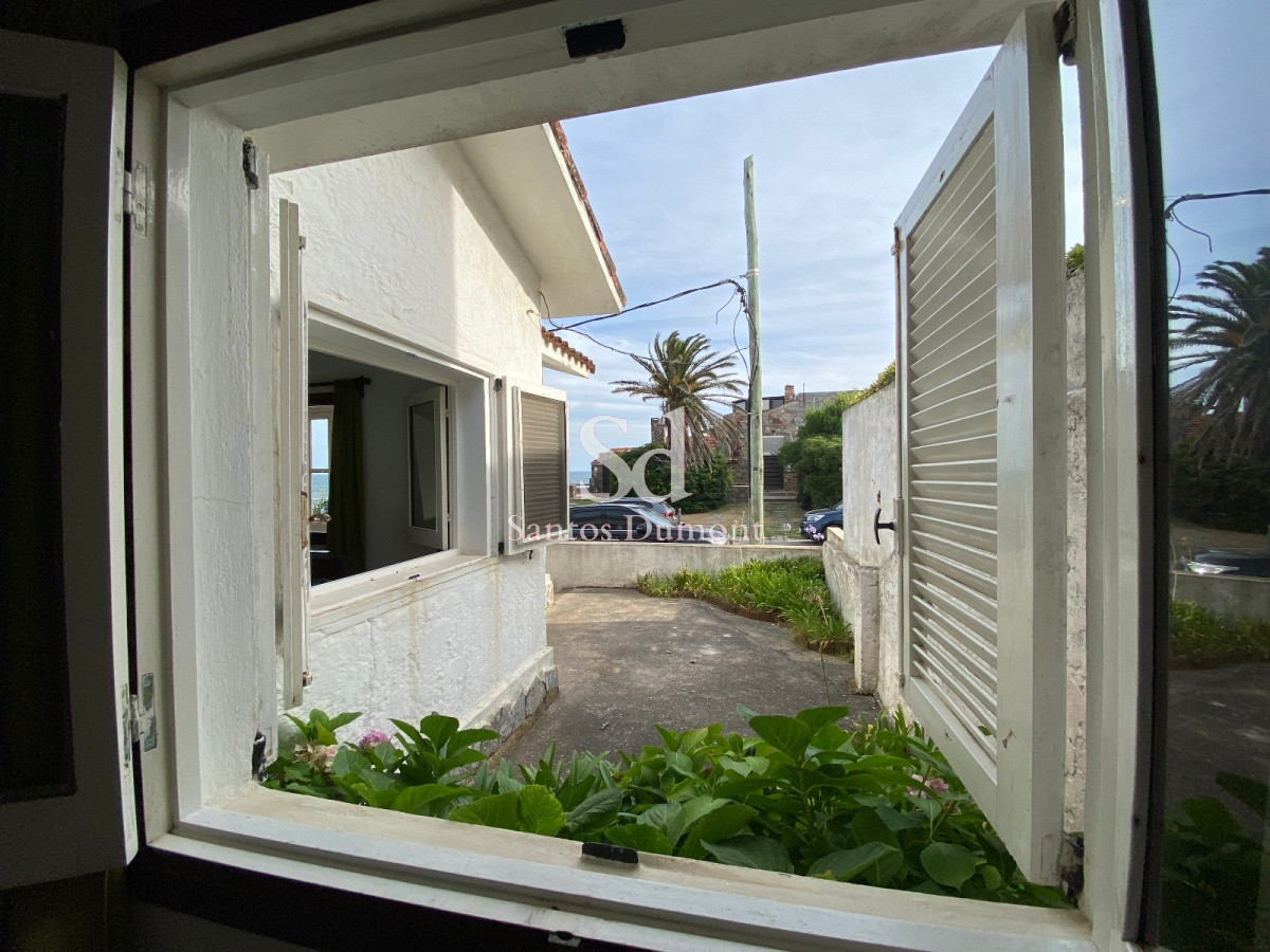 Casa ID.24446 - VENTA - EXCELENTE UBICACION