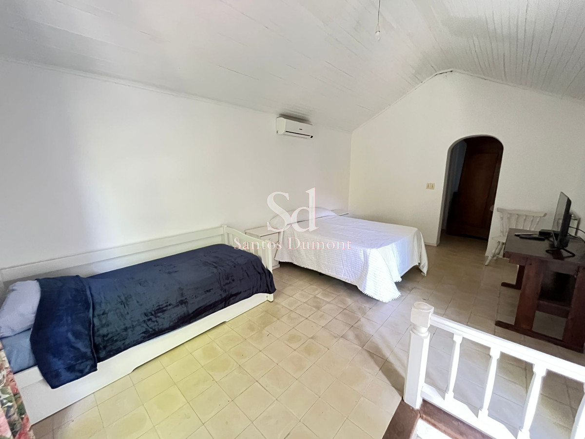 Casa ID.11712 - Espectacular ubicación - 4 dorms