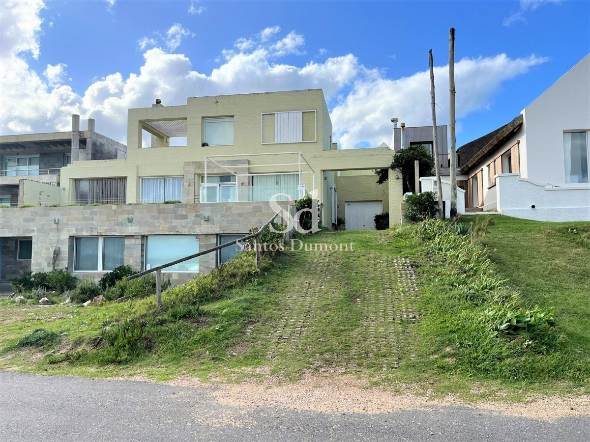 Casa ID.24161 - EXCELENTE UBICACION