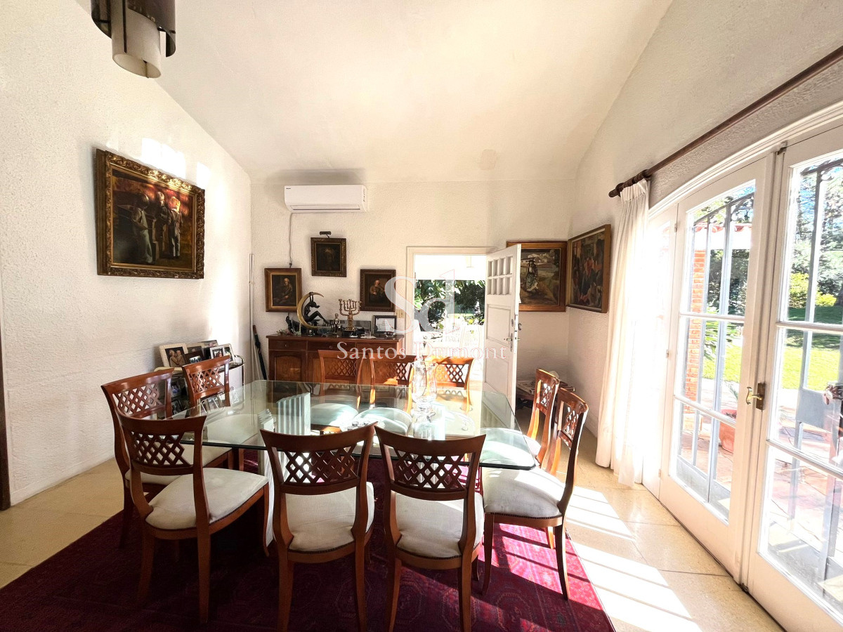Casa ID.25332 - VENTA - EXCELENTE UBICACION, MAS DE 3.000 M2 TERRENO