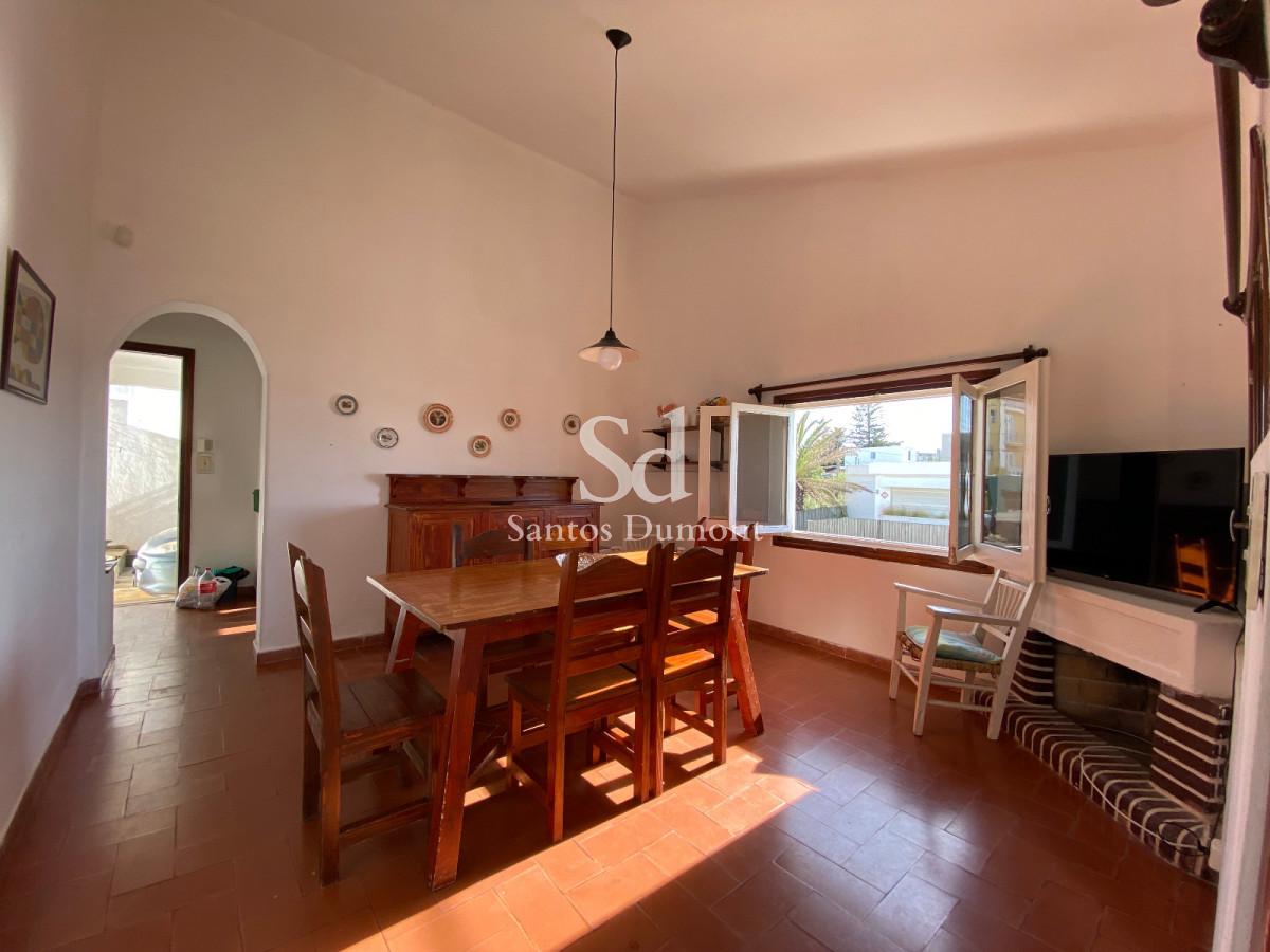 Casa ID.24446 - VENTA - EXCELENTE UBICACION