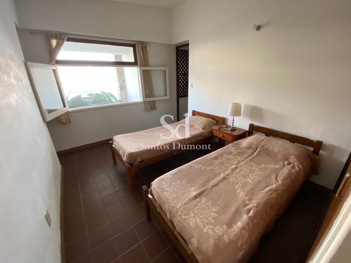 Casa ID.24446 - VENTA - EXCELENTE UBICACION