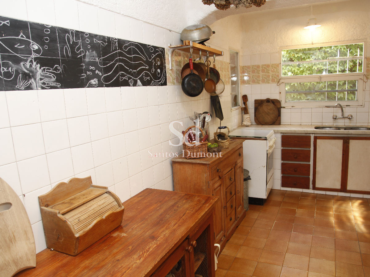 Casa ID.11998 - Espectacular casa en venta - 5 Dorms