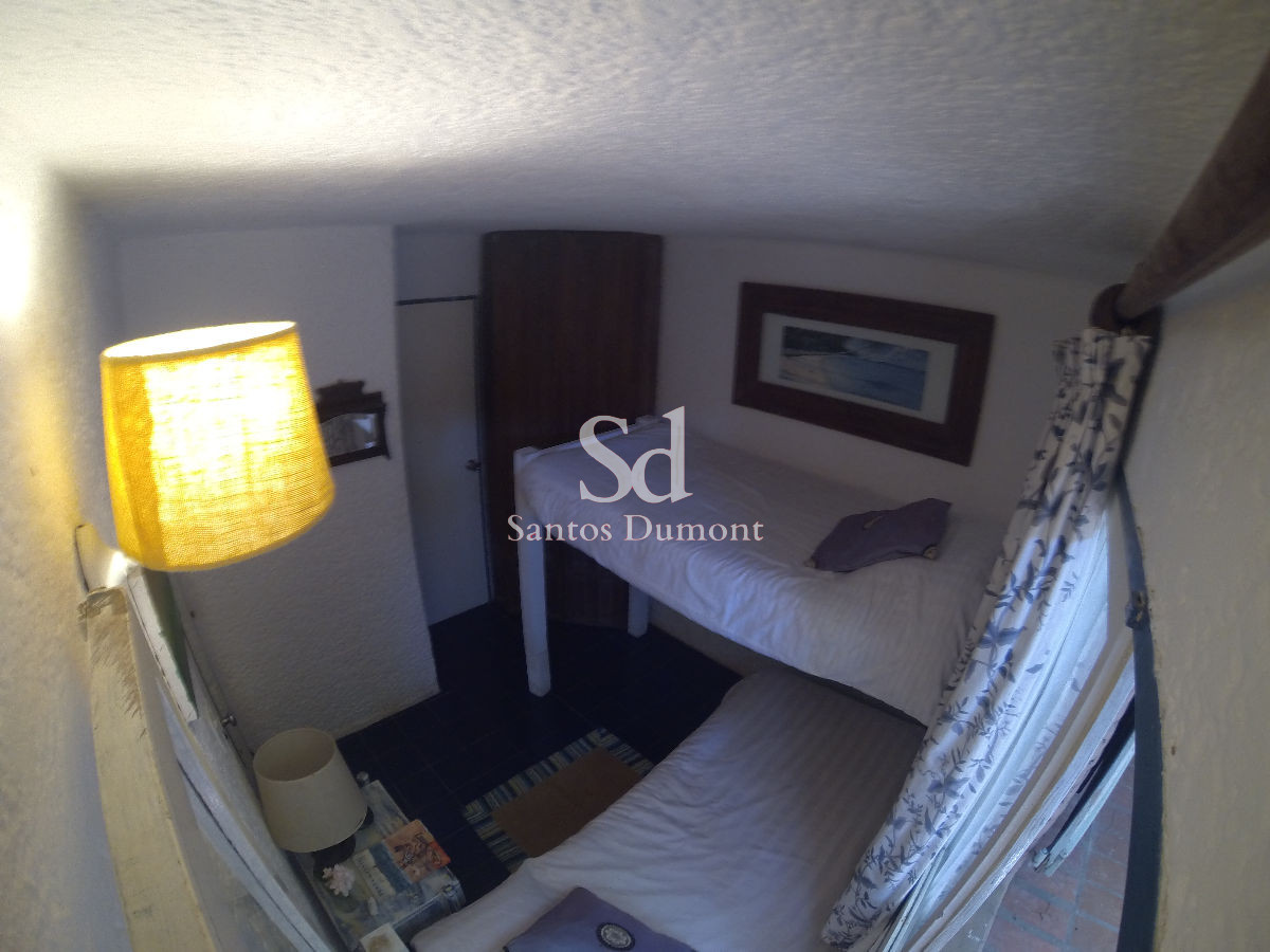Casa ID.11998 - Espectacular casa en venta - 5 Dorms