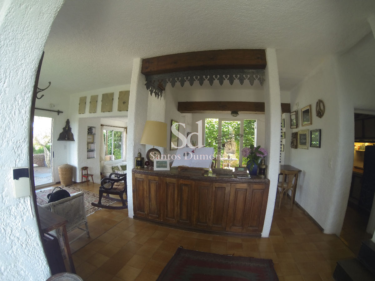 Casa ID.11998 - Espectacular casa en venta - 5 Dorms