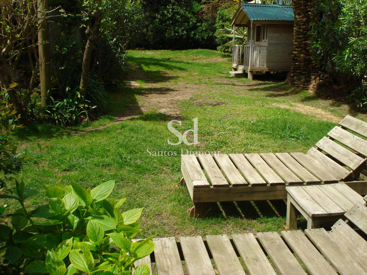 Casa ID.12030 - VENTA - A METROS DEL MAR