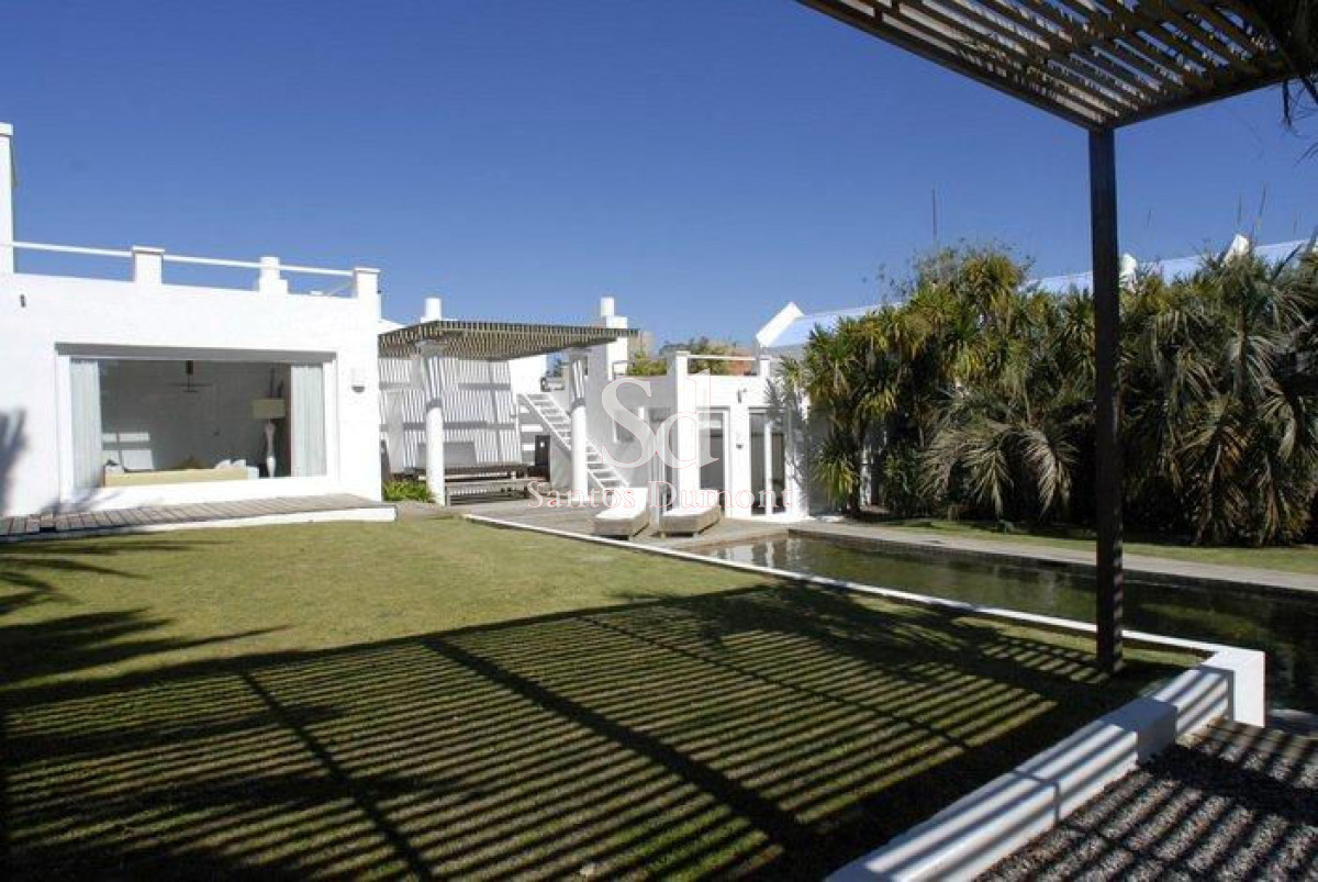 Casa ID.12131 - EXCELENTE UBICACION