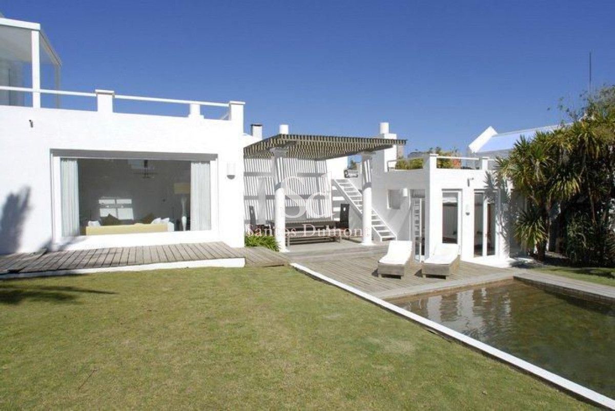 Casa ID.12131 - EXCELENTE UBICACION