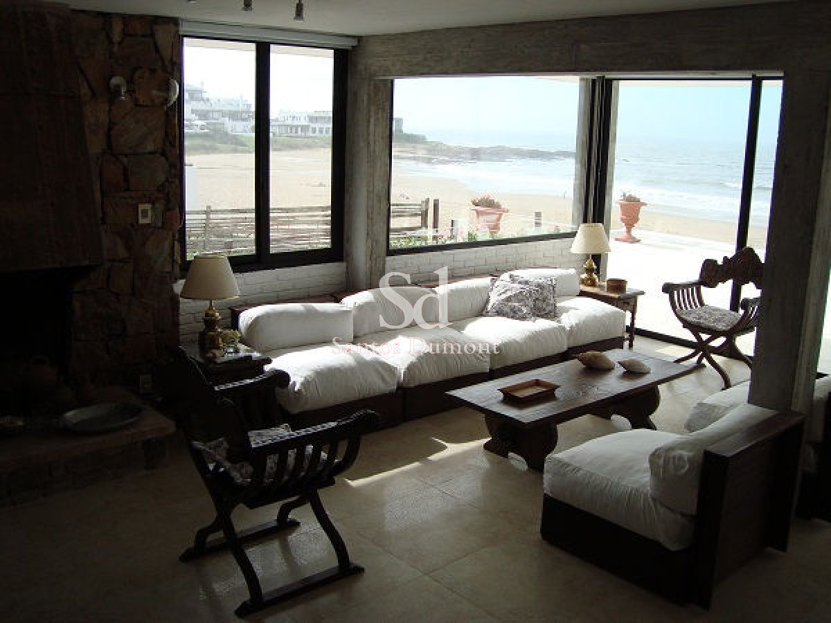 Casa ID.11811 - EXCELENTE UBICACION