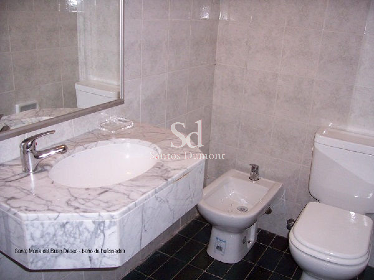 Casa ID.11811 - EXCELENTE UBICACION