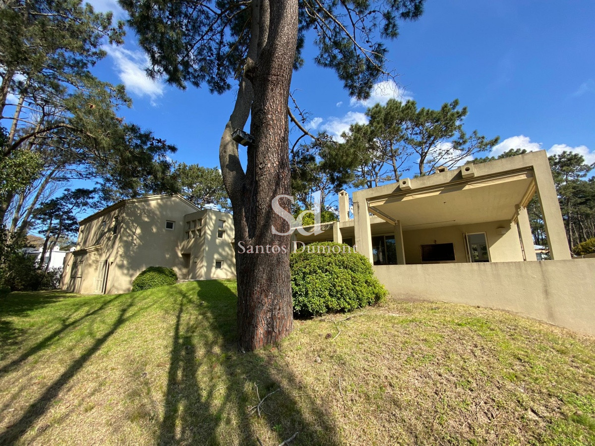 Casa ID.24279 - LAGUNA BLANCA - VENTA