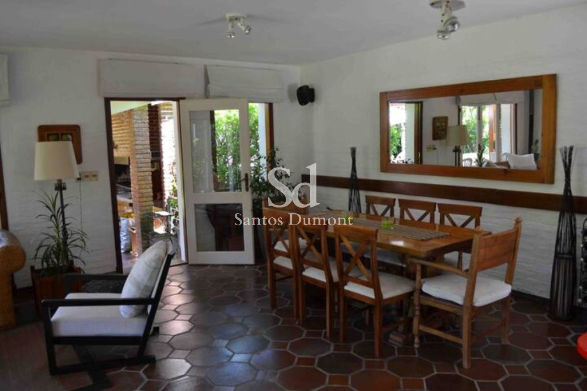 Casa ID.10144 - Casa en Alquiler, Punta del Este