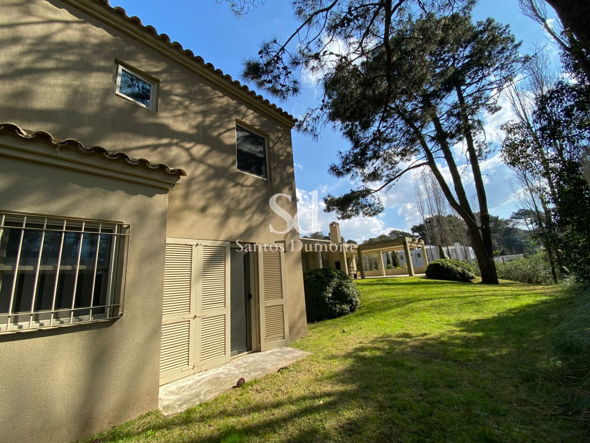 Casa ID.24279 - LAGUNA BLANCA - VENTA