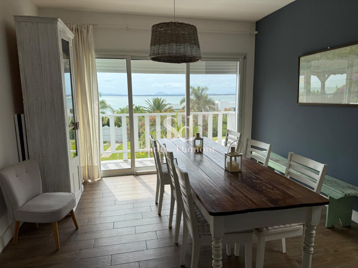 Casa ID.25536 - Venta Casa 4 dormitorios Lomo de la Ballena Punta del Este