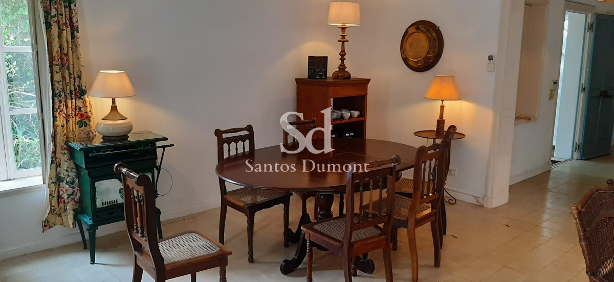 Casa ID.11712 - Espectacular ubicación - 4 dorms