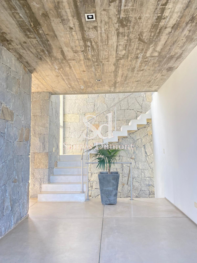 Casa ID.11879 - Espectacular casa en venta - 7 dorms - vista al mar