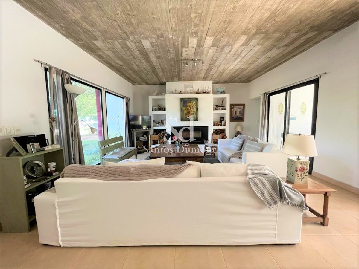 Casa ID.24578 - LAGUNA BLANCA - VENTA