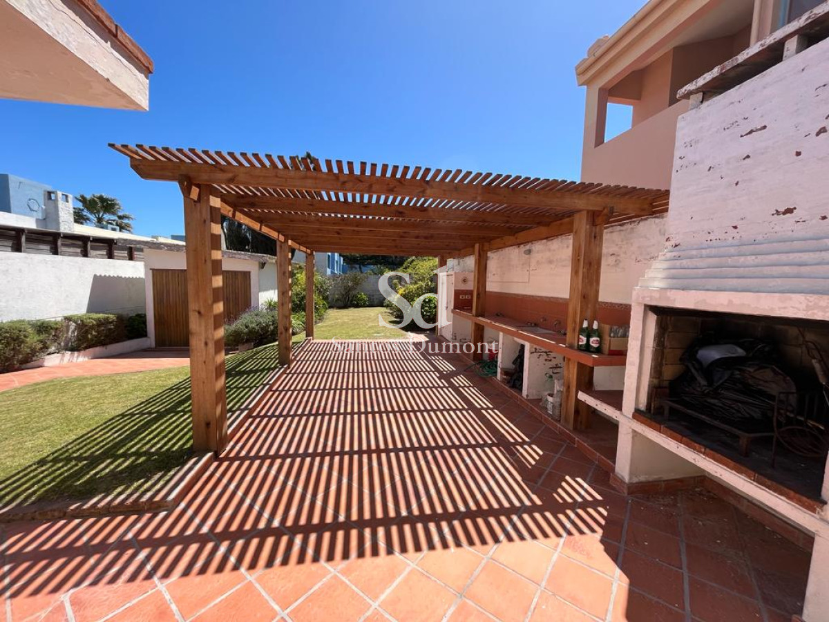 Casa ID.11793 - EXCELENTE UBICACION