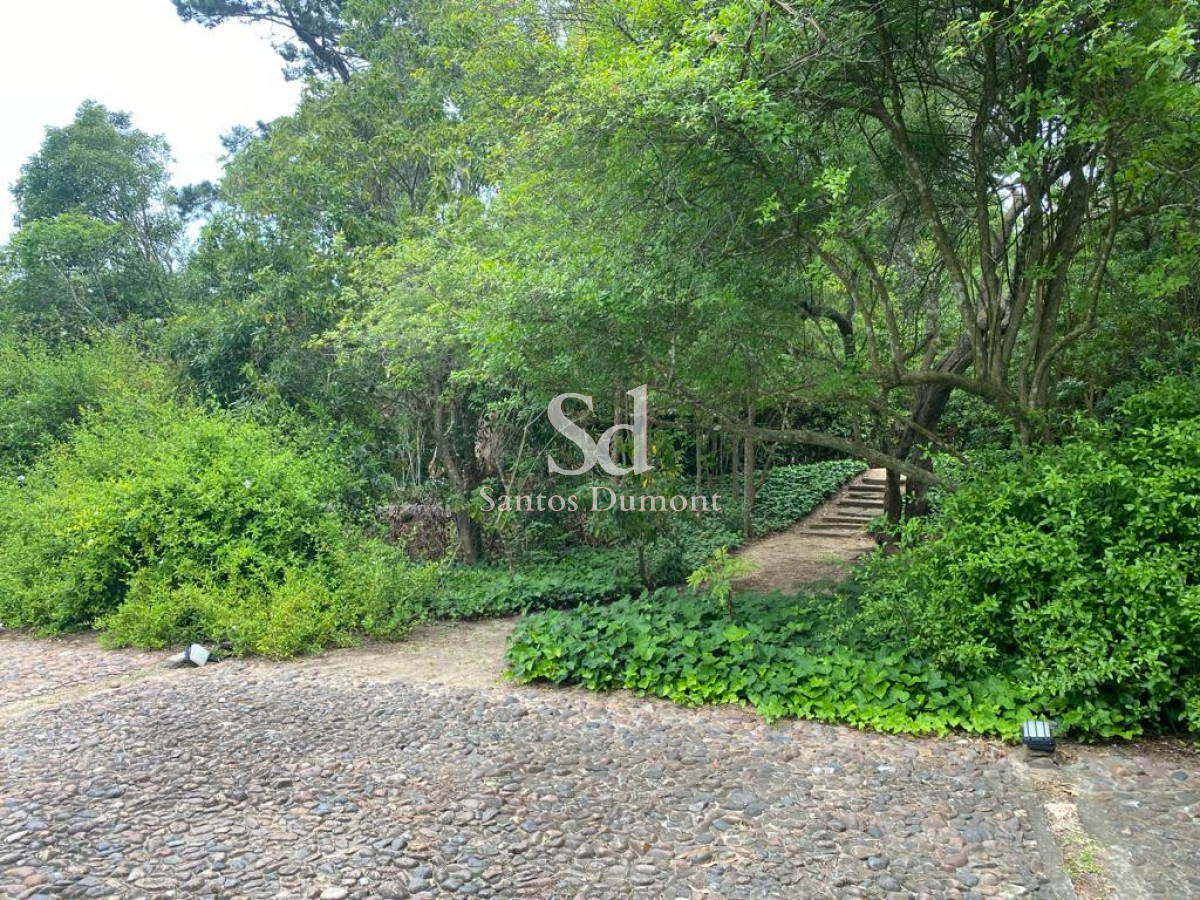 Casa ID.9887 - Venta Casa Punta del Este 3 dormitorios