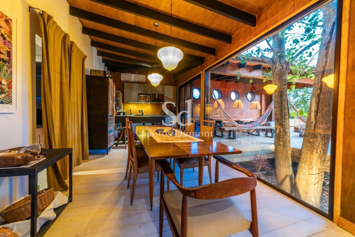 Casa ID.25041 - VENTA - EXCELENTE UBICACION