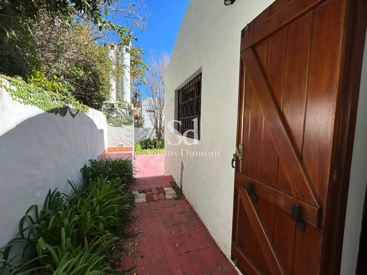 Casa ID.25854 - EN VENTA - Casa en zona Faro de Punta del Este a metros del Mar