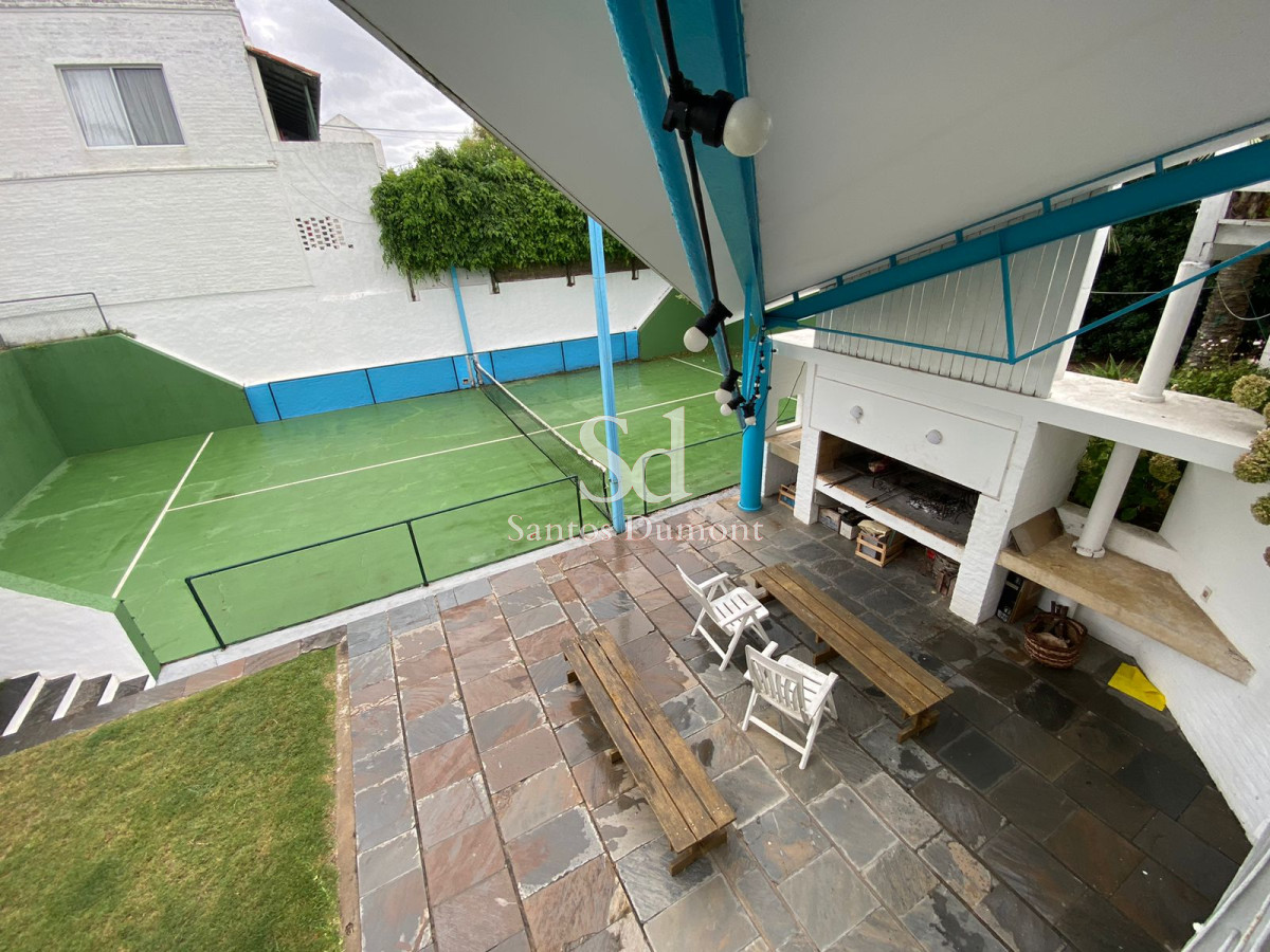 Casa ID.24519 - VENTA - ESPECTACULAR UBICACION