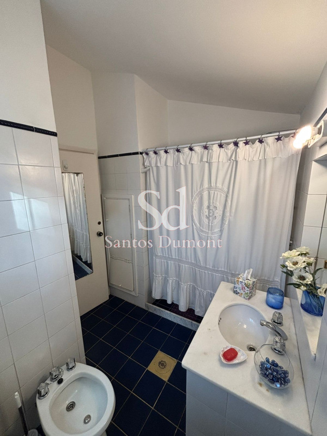 Casa ID.25442 - Casa en venta en playa mansa, Punta del Este