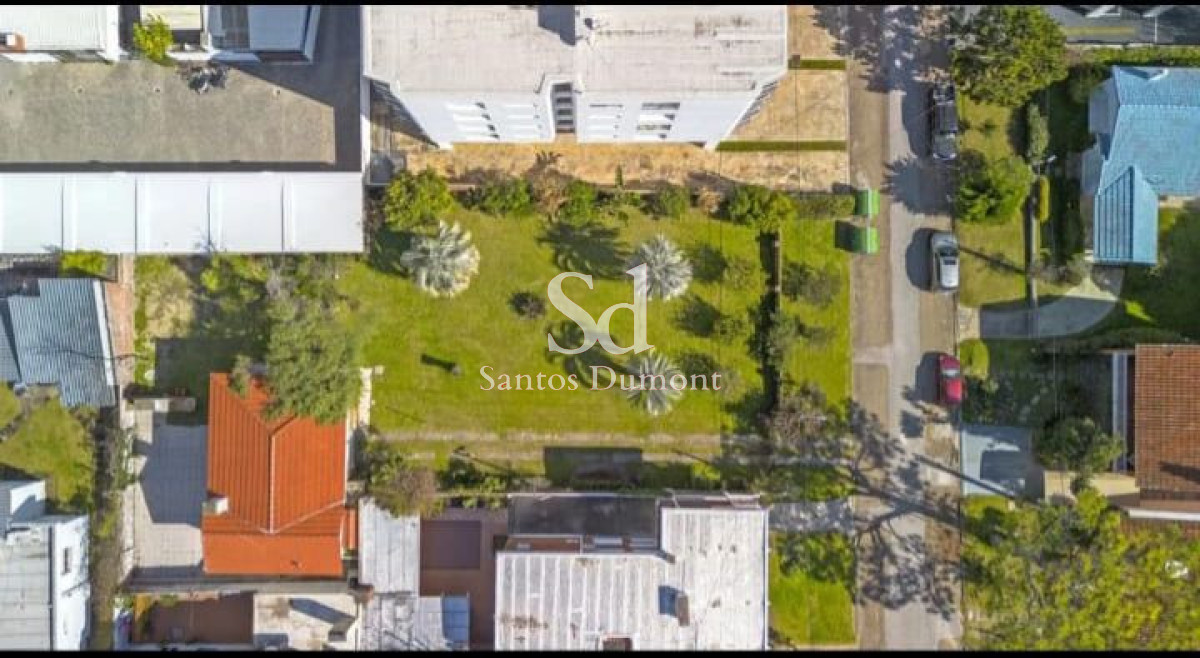 Venta de Casa- Playa Mansa Punta del Este- A pasos del mar