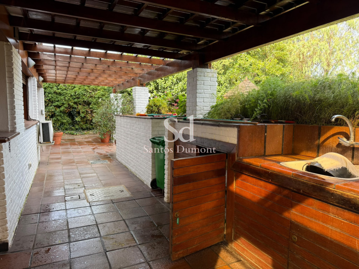 Casa ID.25788 - Venta Casa 5 dormitorios Punta del Este Playa Mansa