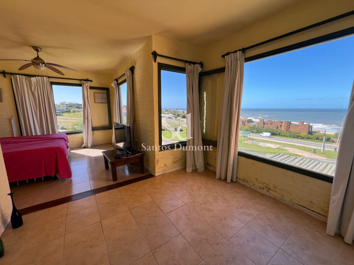 Casa ID.25328 - VENTA - EXCELENTE PROPIEDAD