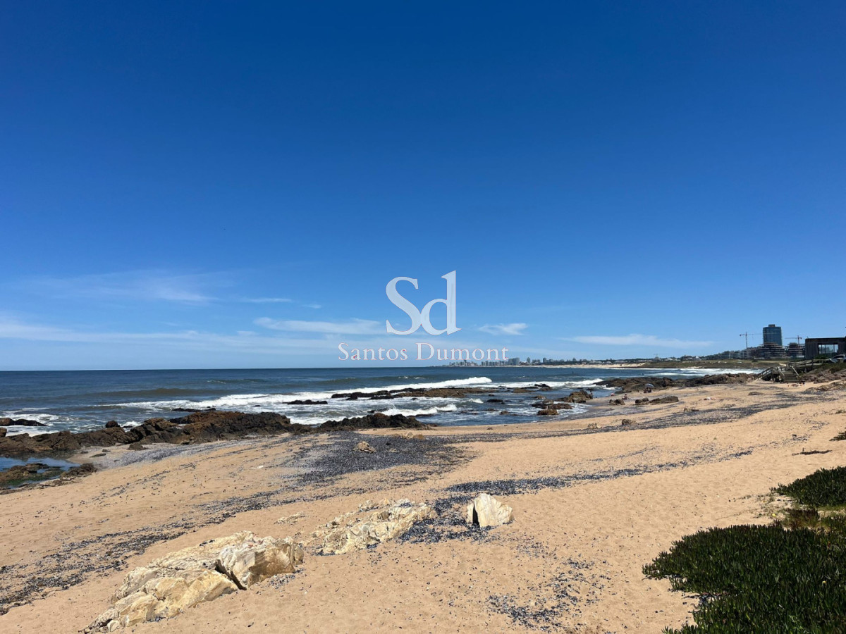 Casa ID.12261 - VENTA - ESPECTACULAR UBICACION, LA BARRA