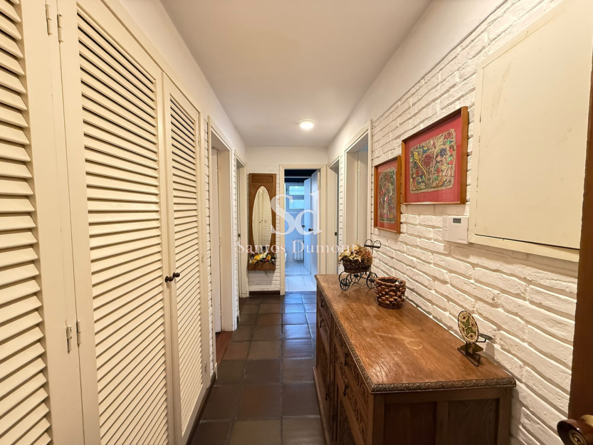 Casa ID.25788 - Venta Casa 5 dormitorios Punta del Este Playa Mansa